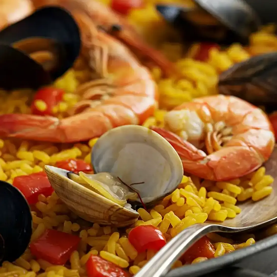 paella au poulet et fruit de mer