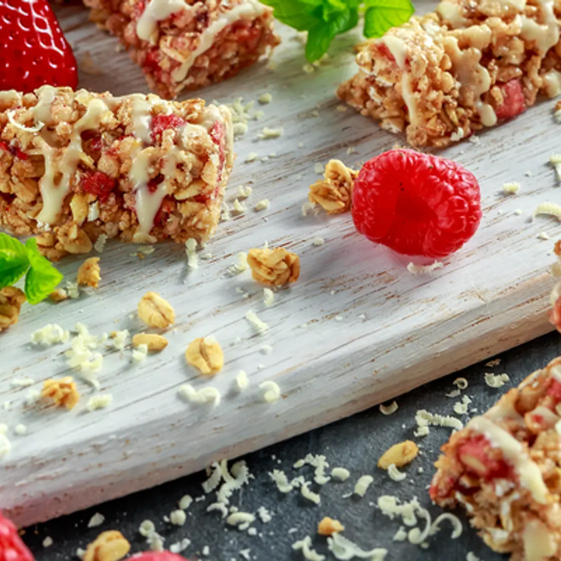 Mixed Berry & Yoghurt Granola Bar