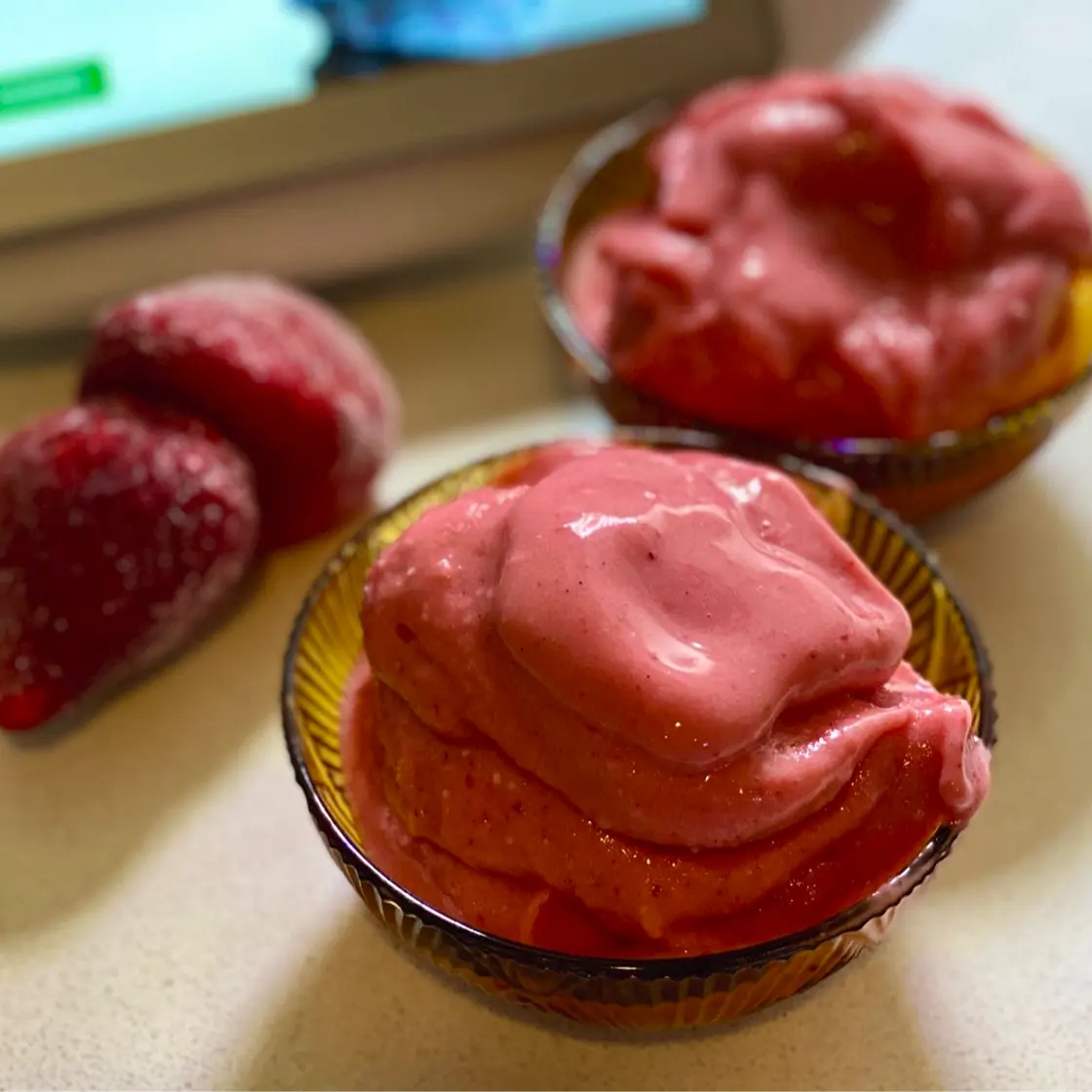 Quick & Easy Strawberry Nice Cream Recipe 🍓 Healthy Summer Dessert!