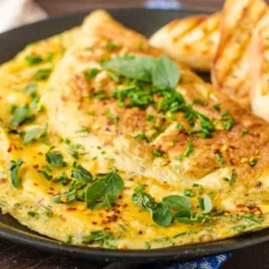 Omelette aux pignons de pin