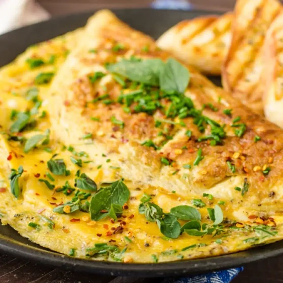 Omelette aux pignons de pin
