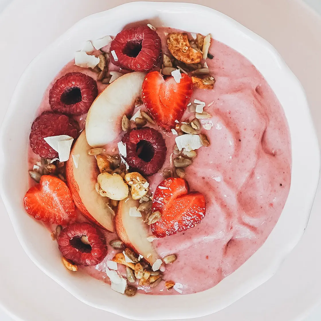 Pink Smoothie Bowl