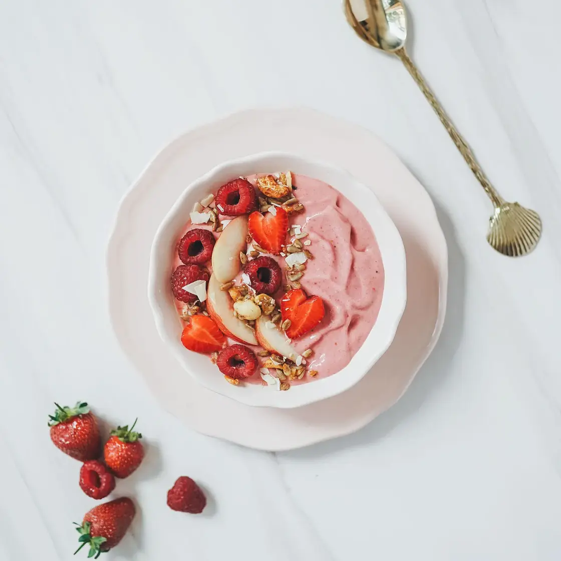 Pink Smoothie Bowl
