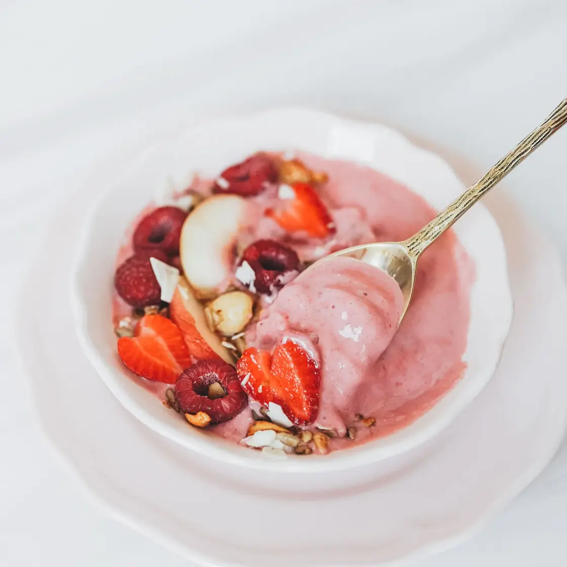 Pink Smoothie Bowl