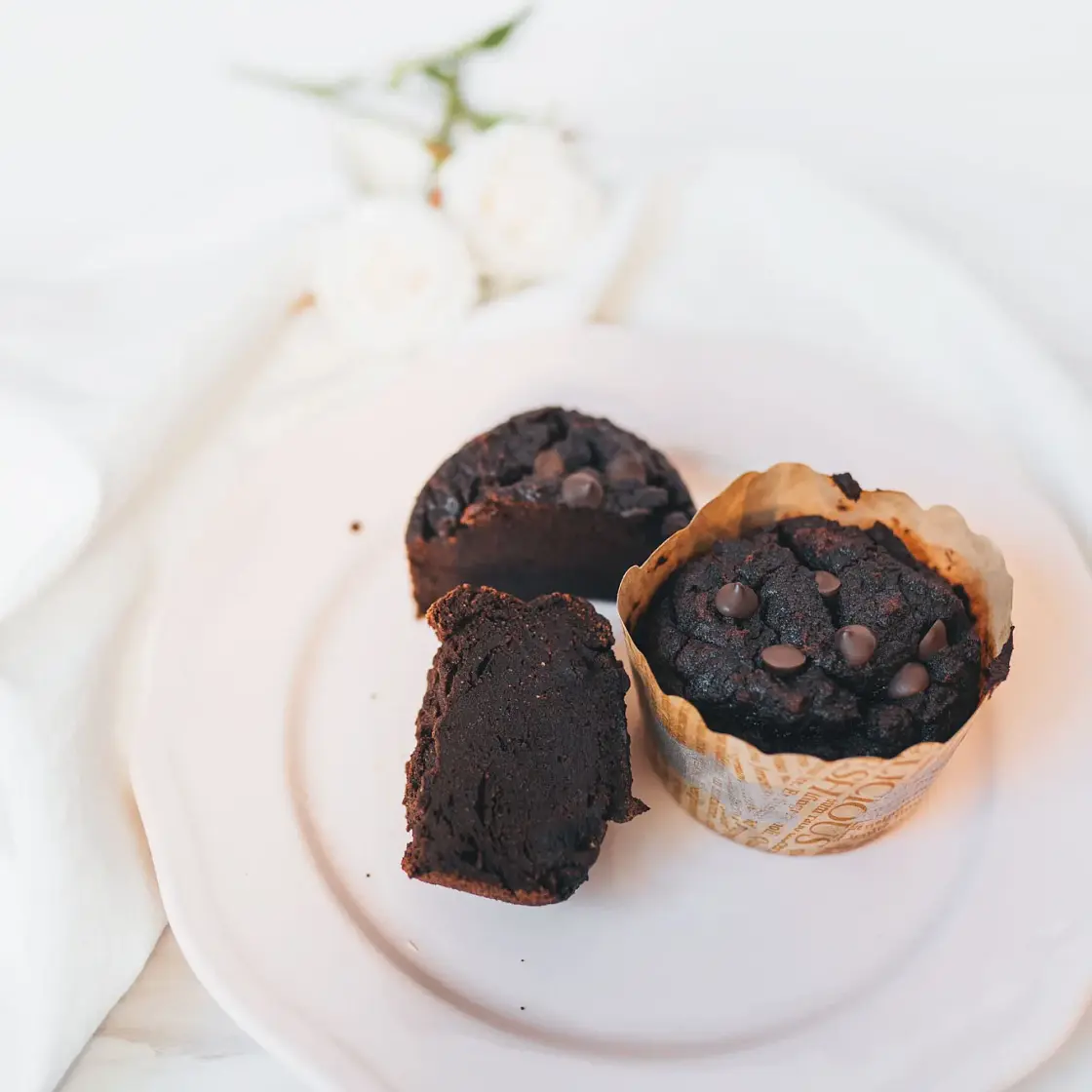 Gluten Free Paleo Chocolate Muffins
