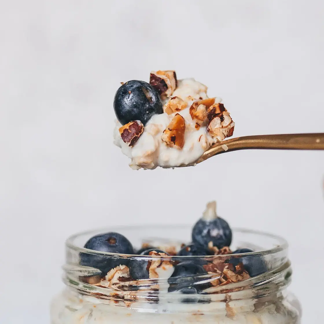 Blueberry Cheesecake Overnight Oats