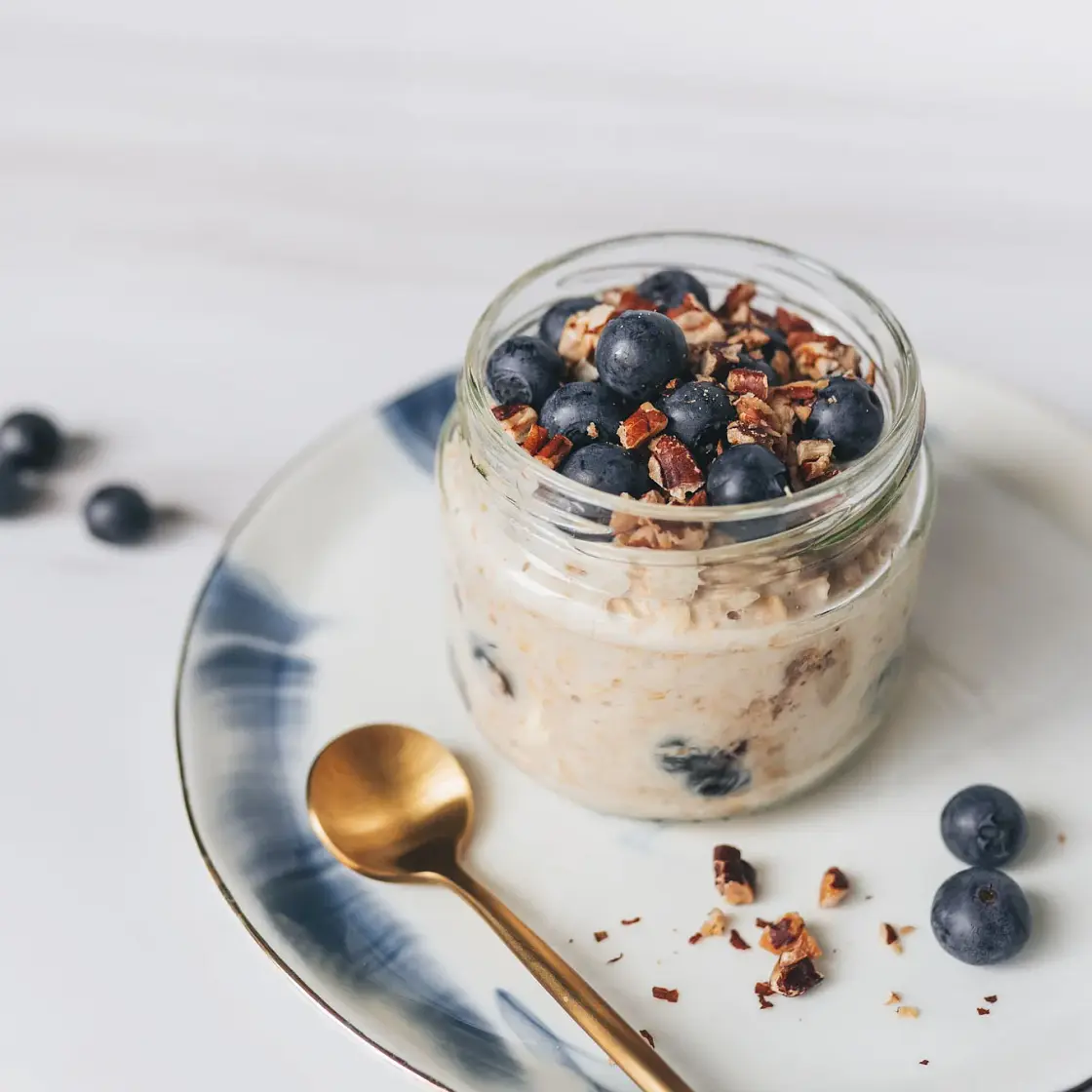 Blueberry Cheesecake Overnight Oats