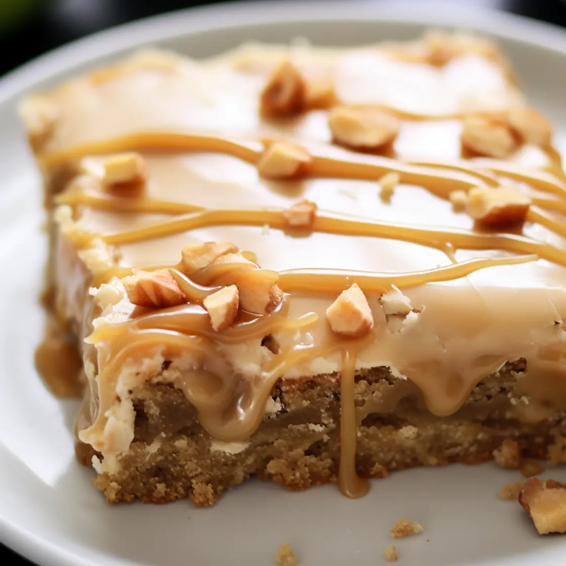 Salted Caramel Apple Sheet Cake