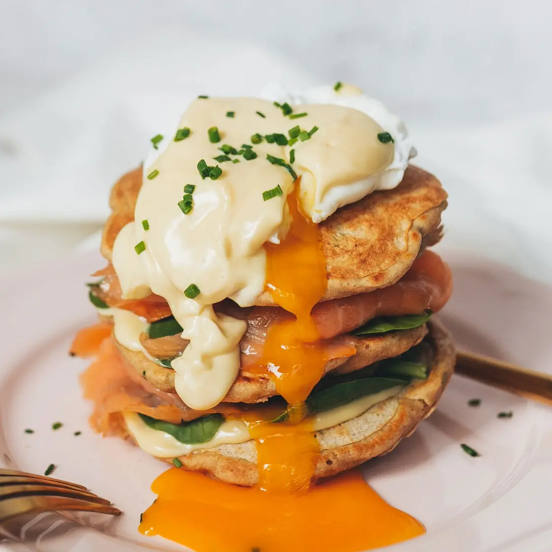 Eggs Benedict Pancakes with Smoked Salmon