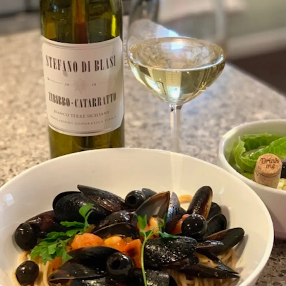 Pasta with Mussels, Orange and Black Olives