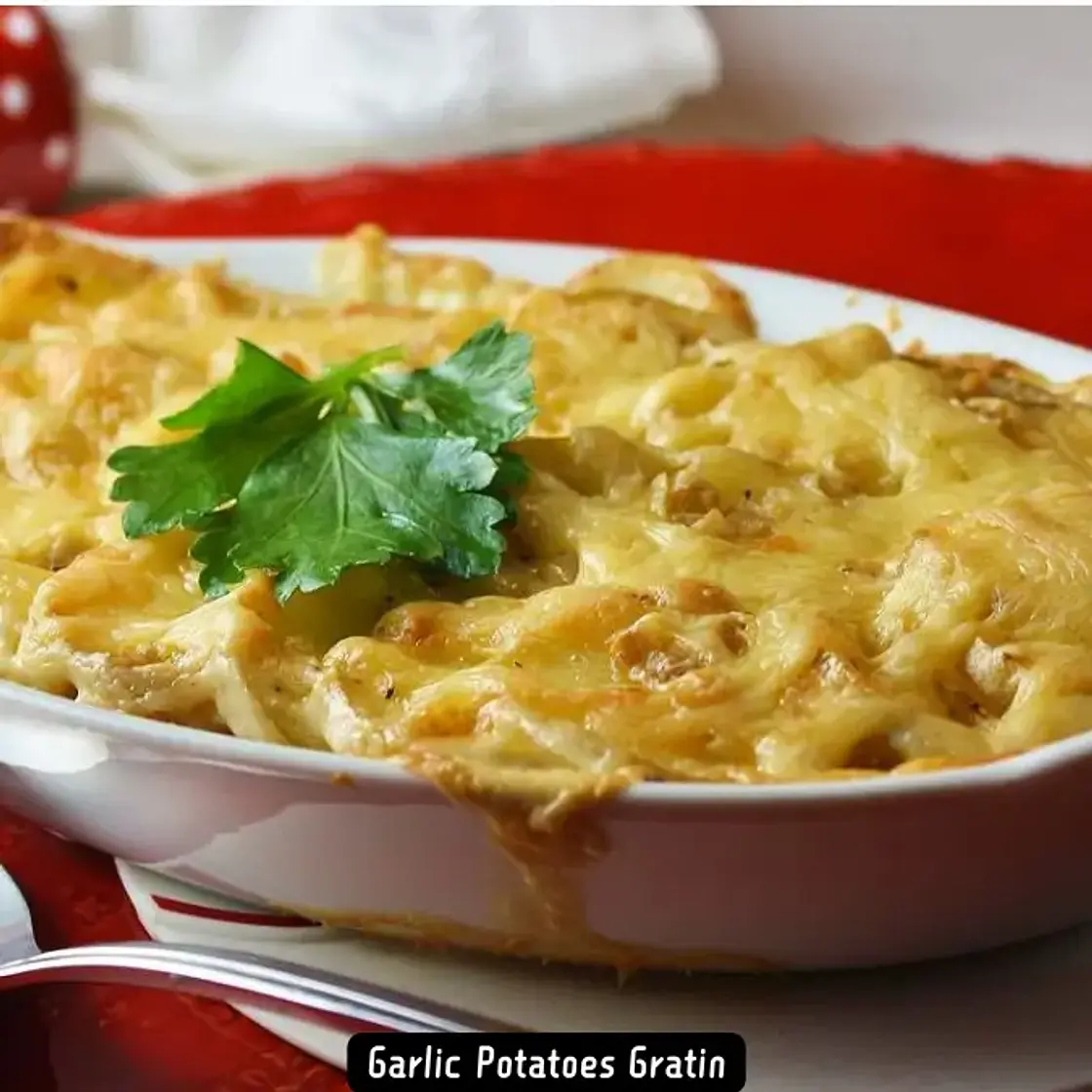 The Best Garlic Potatoes Gratin