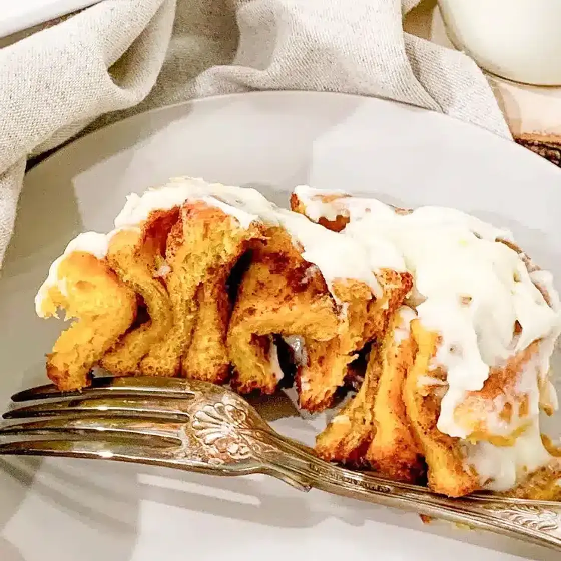 PUMPKIN CINNAMON ROLLS