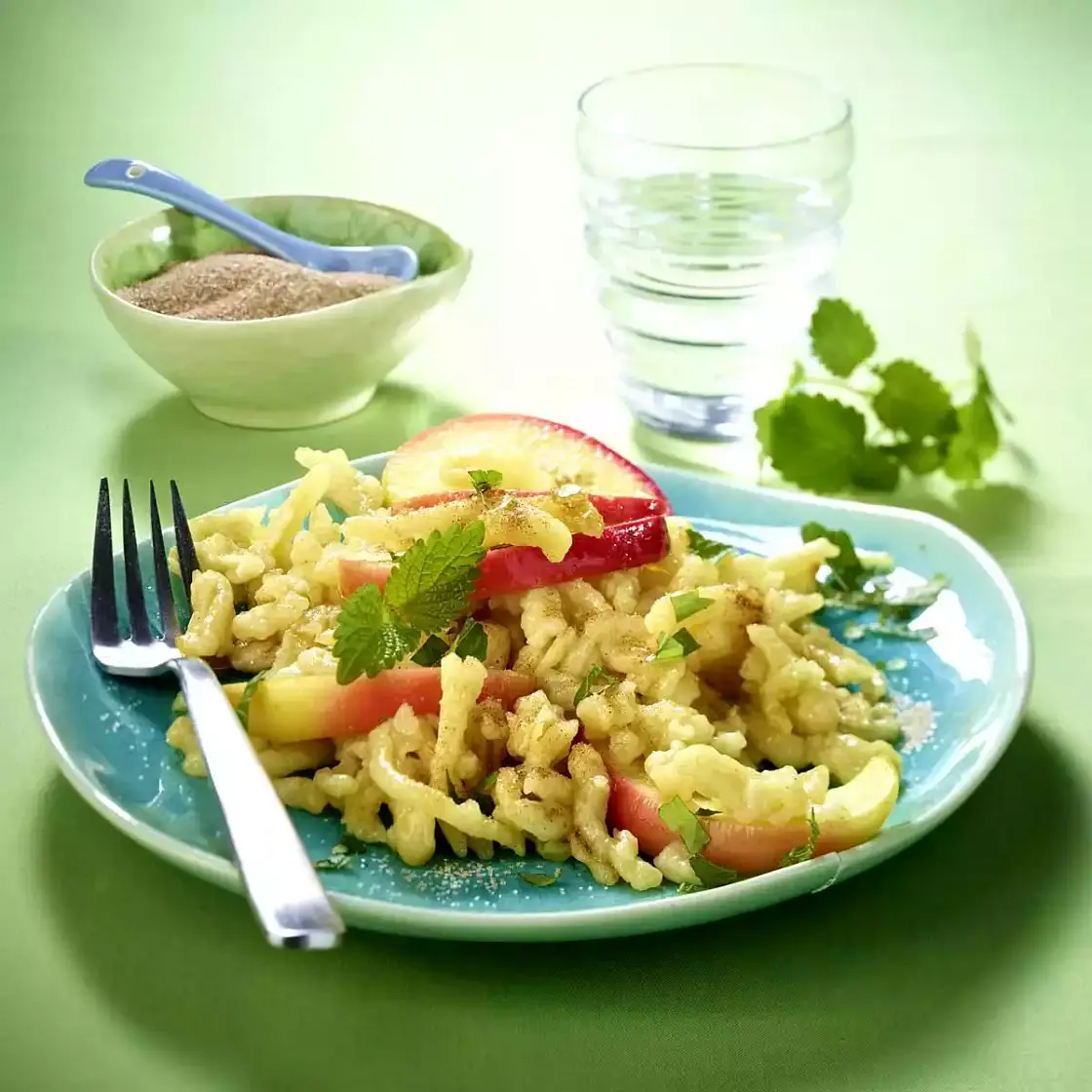 Apple spaetzle