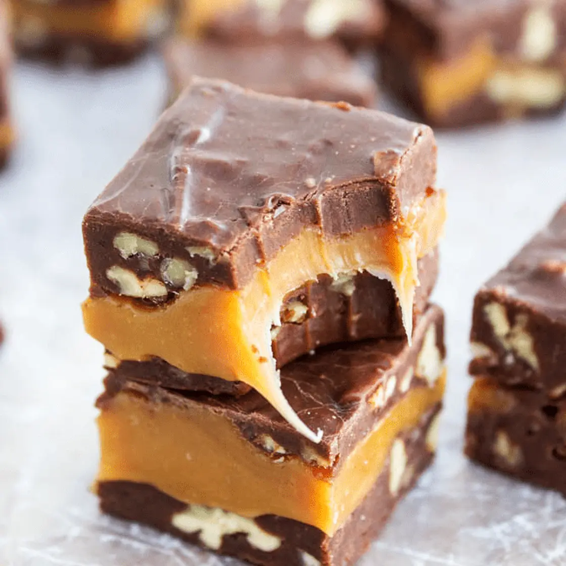 Caramel Pecan Turtle Fudge