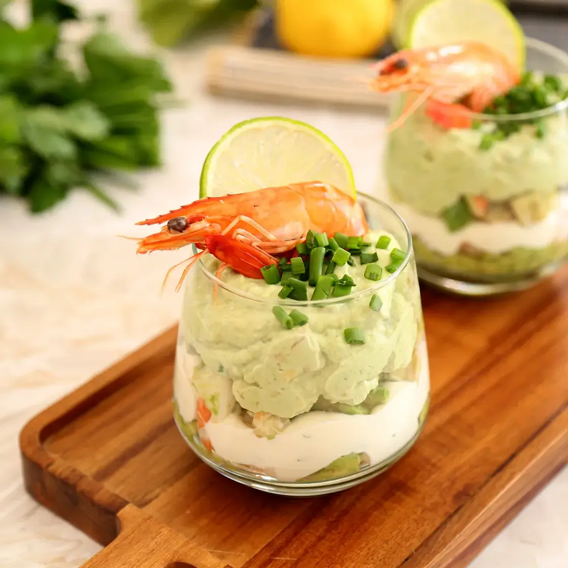 Verrines avocats crevettes et fromage frais