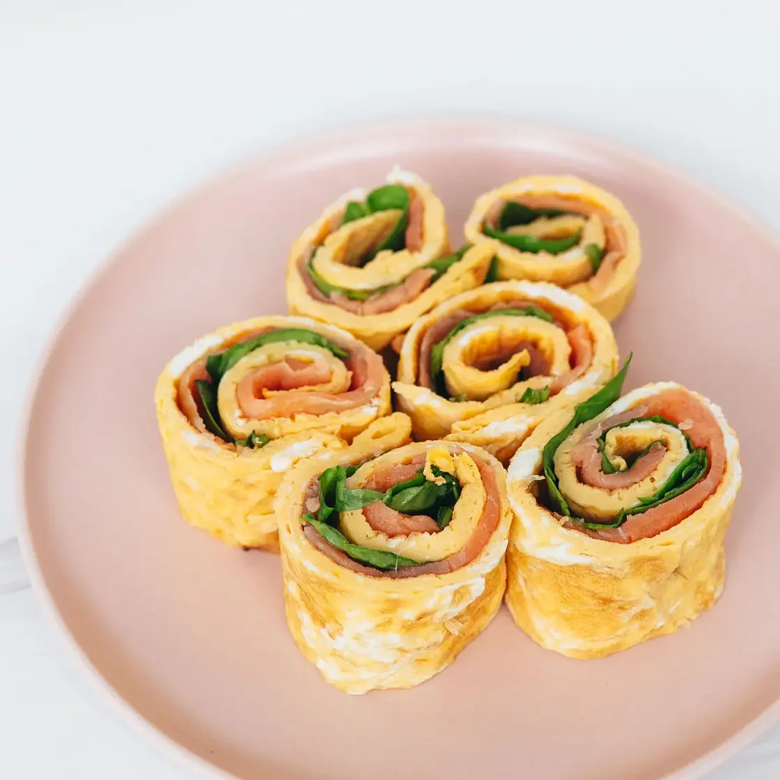Smoked Salmon Omelet Rolls