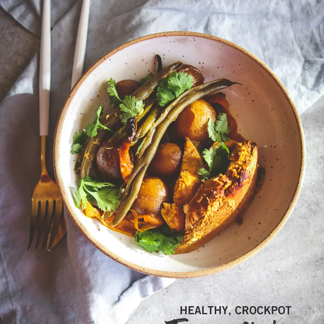 Crockpot Turmeric Chicken & Potatoes