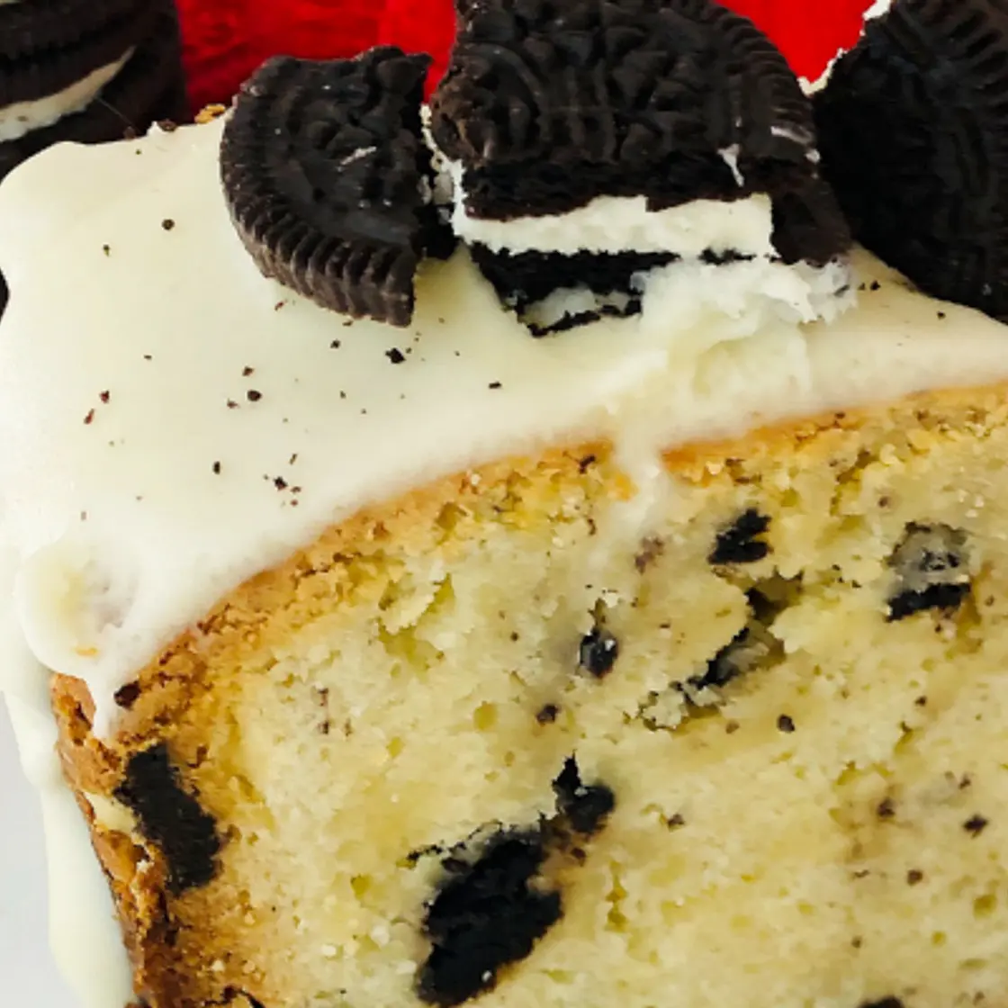 Oreo Cookies And Cream Pound Cake