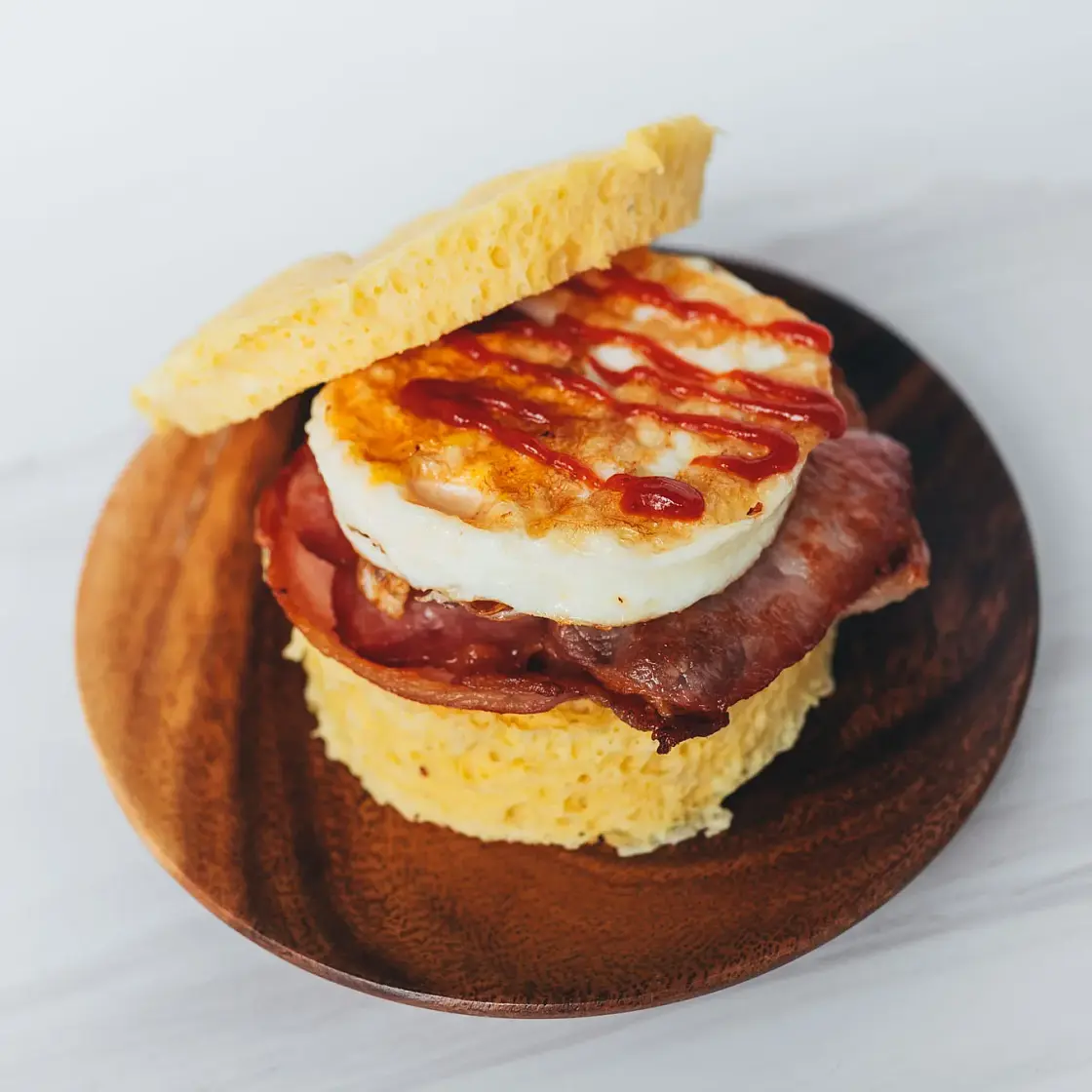 Low-Carb Bacon and Egg Roll