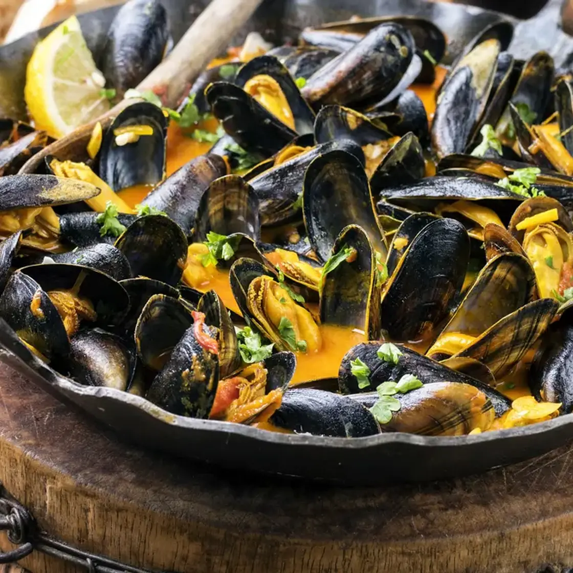 Moules à la crème et au safran