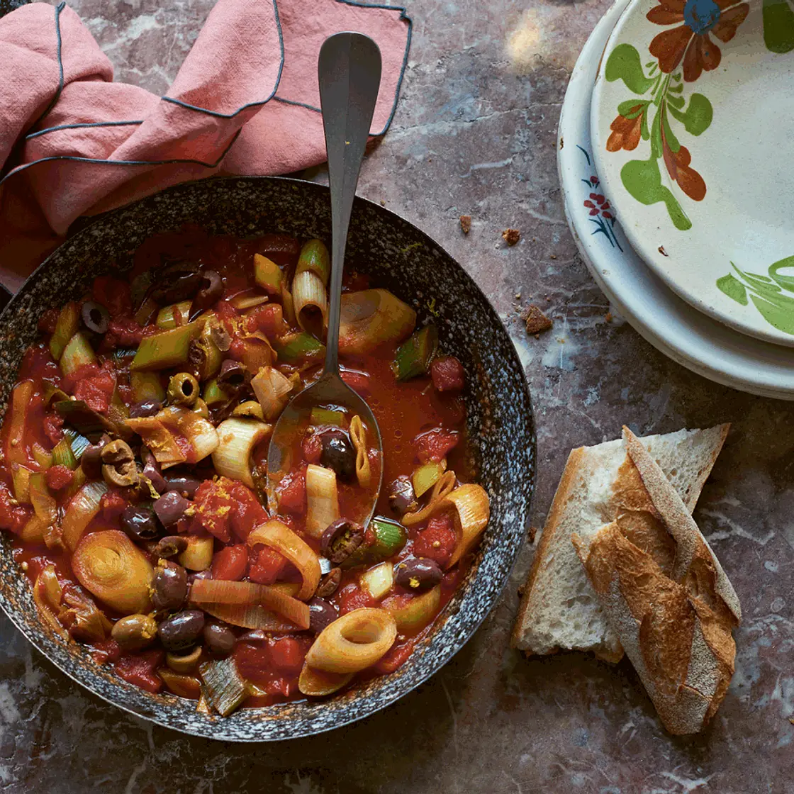 Leek stew with olives (mâncare de praz cu măsline)