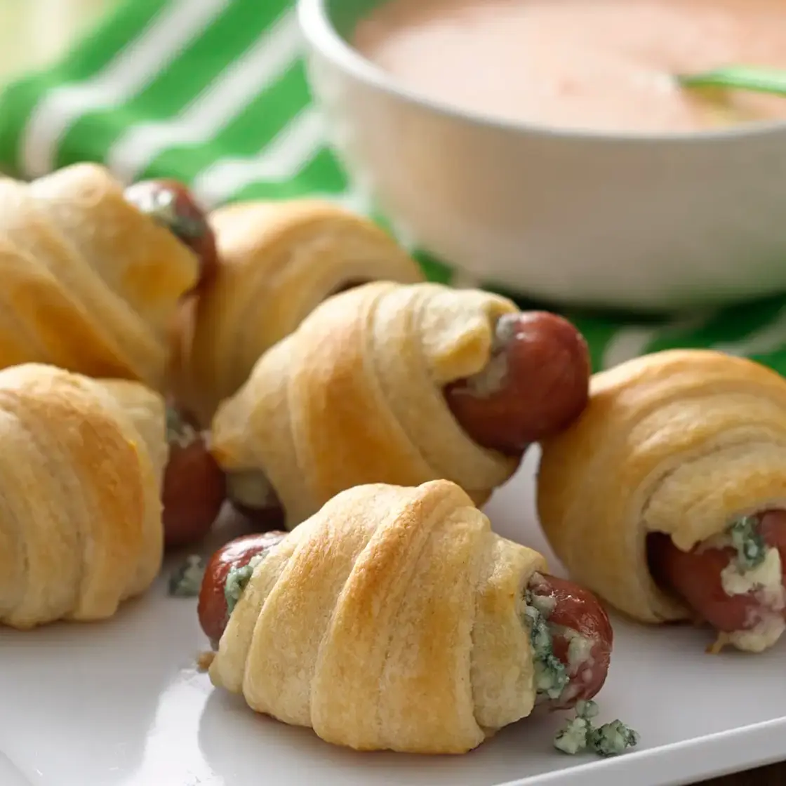 Buffalo Mini Crescent Dogs