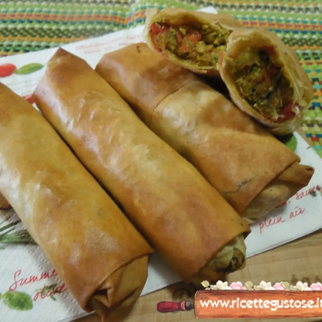 Involtini di pasta fillo sedano rosso e formaggio rosso