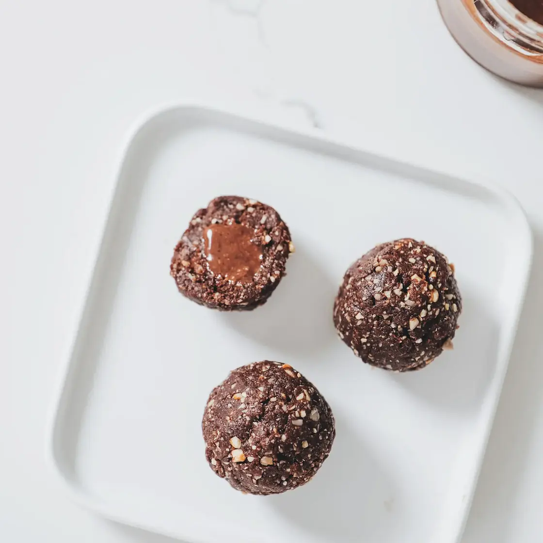 4-Ingredient Healthy Ferrero Balls