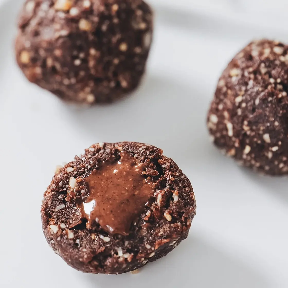 4-Ingredient Healthy Ferrero Balls