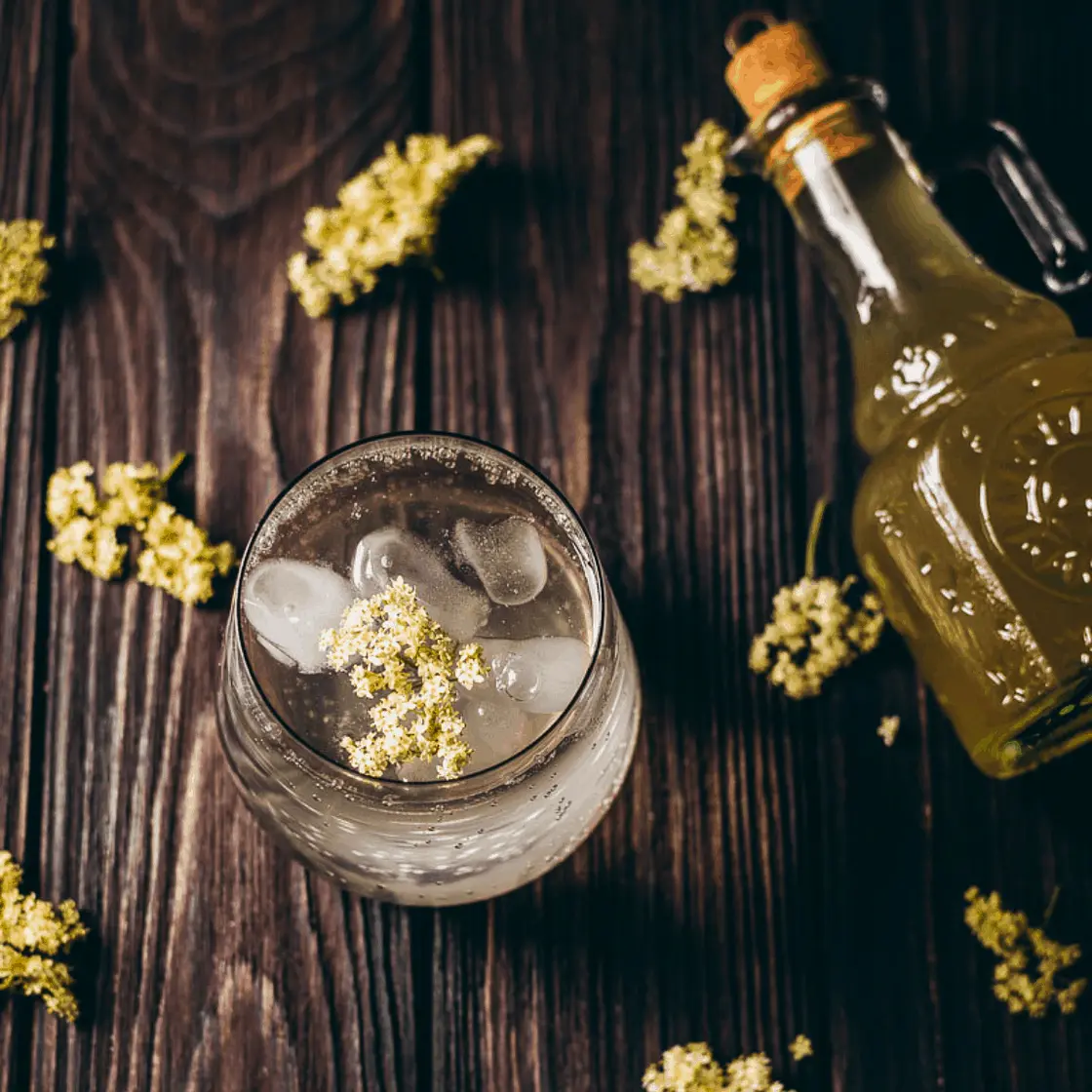 Elderflower Fizz Mocktail