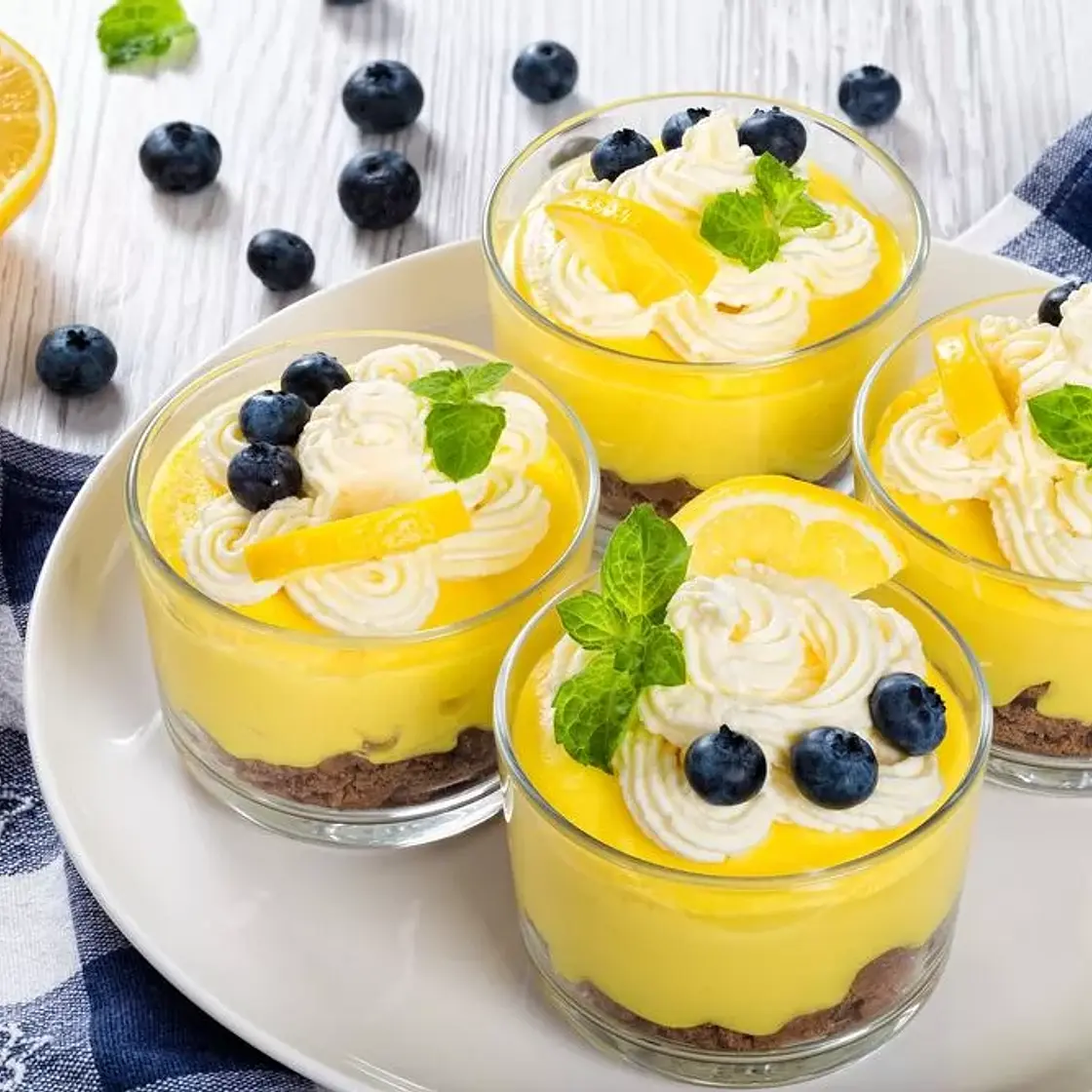 Verrines de lemon curd aux cookies