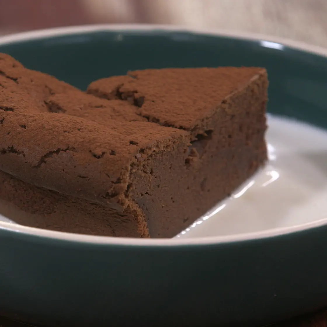 Gâteau chocolat-crème anglaise express