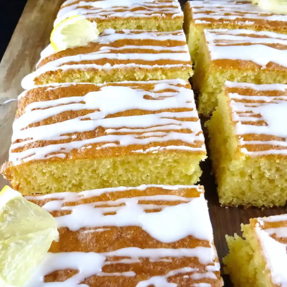 Simple Spelt Lemon Traybake with Lemon Icing