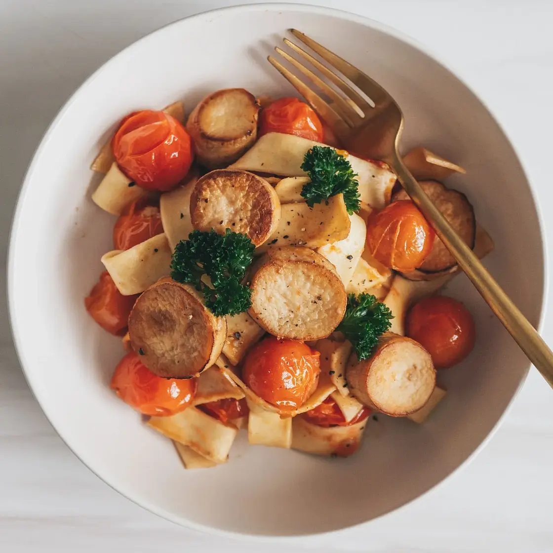 Vegan "Scallop" and Cherry Tomato Pasta