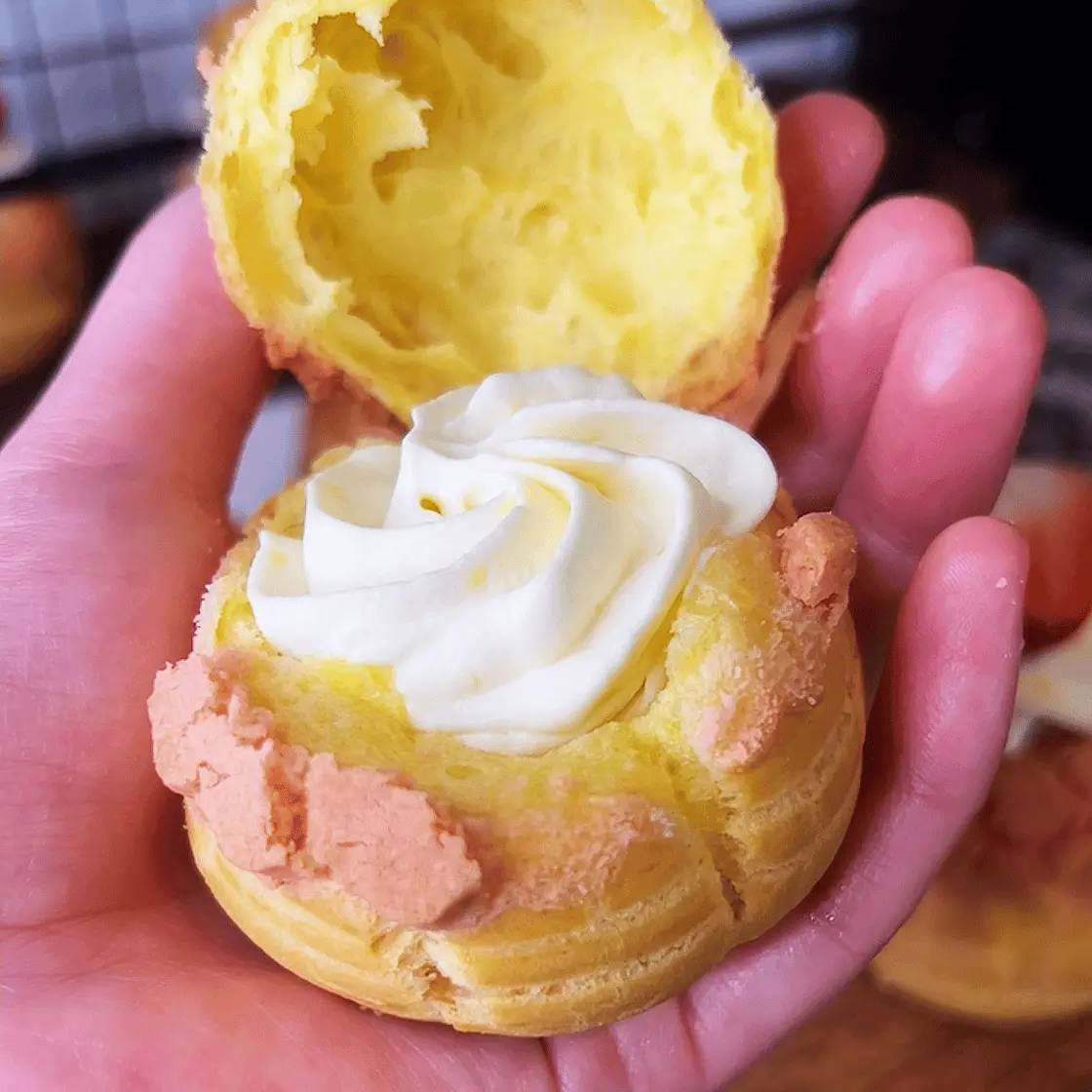 How to Make Pastry Cream (Creamy Puff Filling)