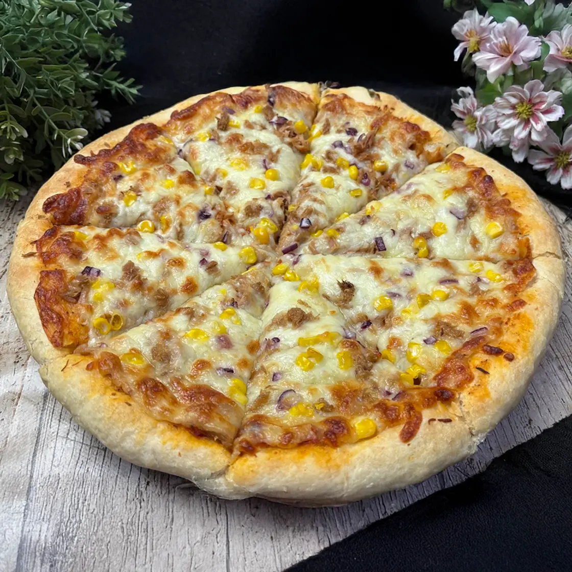 Tuna Pizza