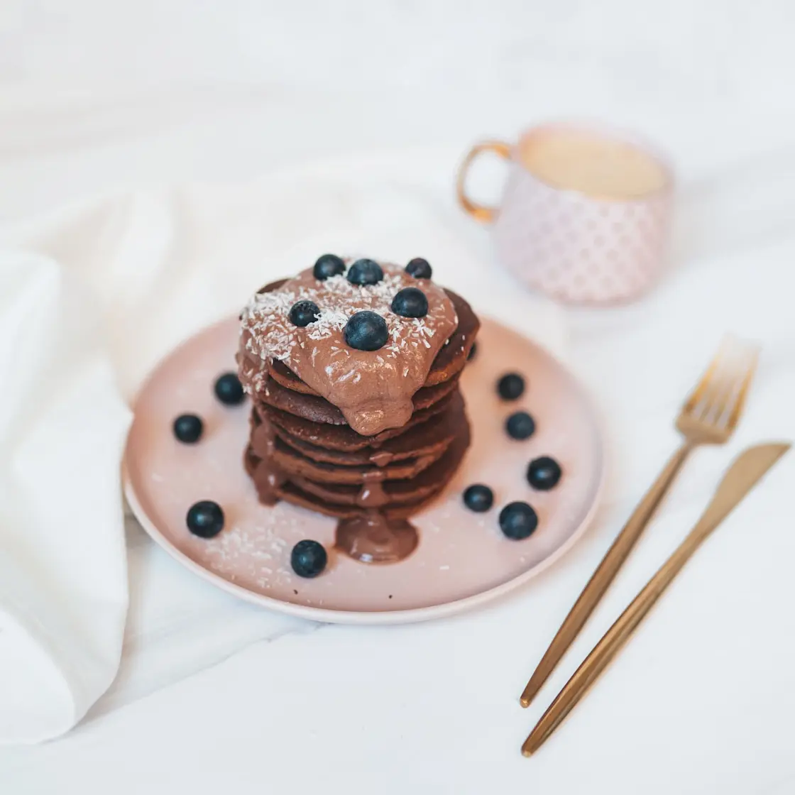 5-Ingredient Chocolate Pancakes