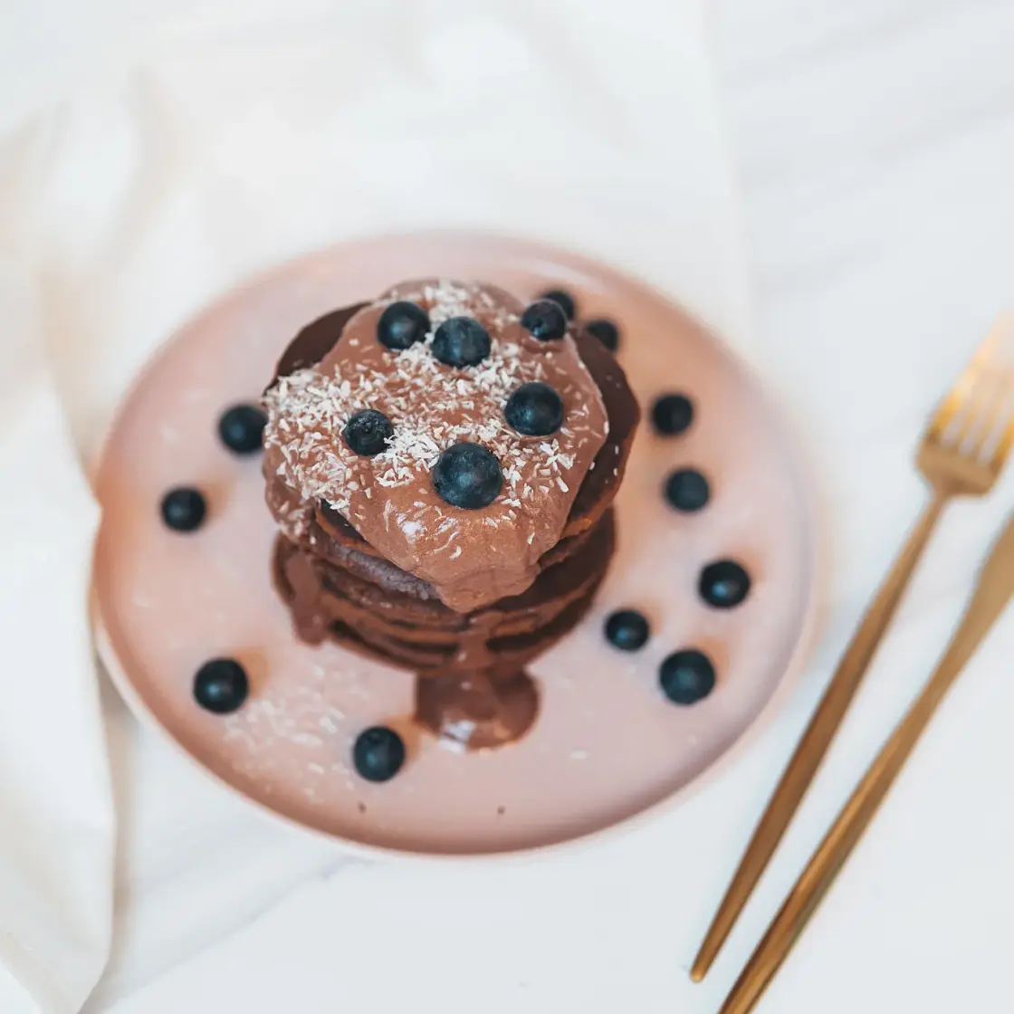 5-Ingredient Chocolate Pancakes