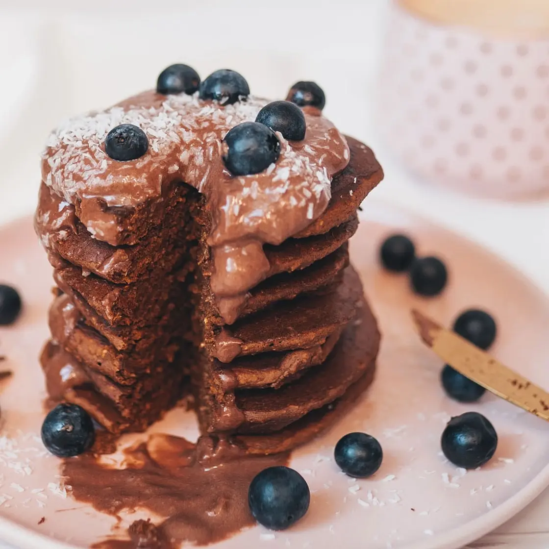 5-Ingredient Chocolate Pancakes