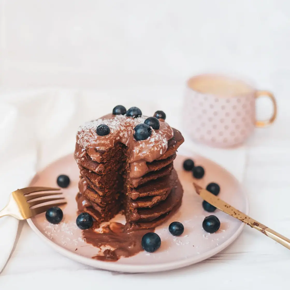 5-Ingredient Chocolate Pancakes
