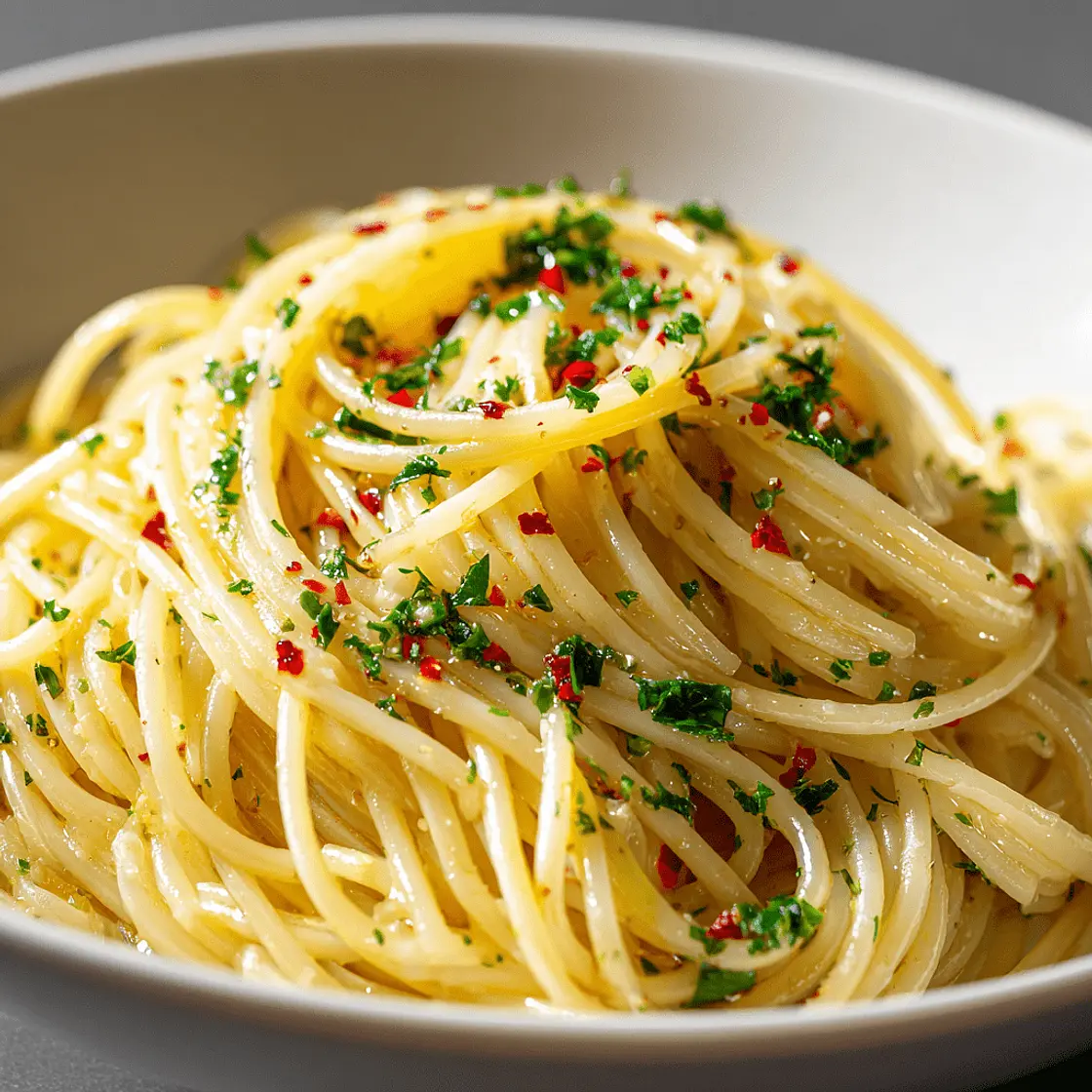 Spaghettoni Aglio e Olio
