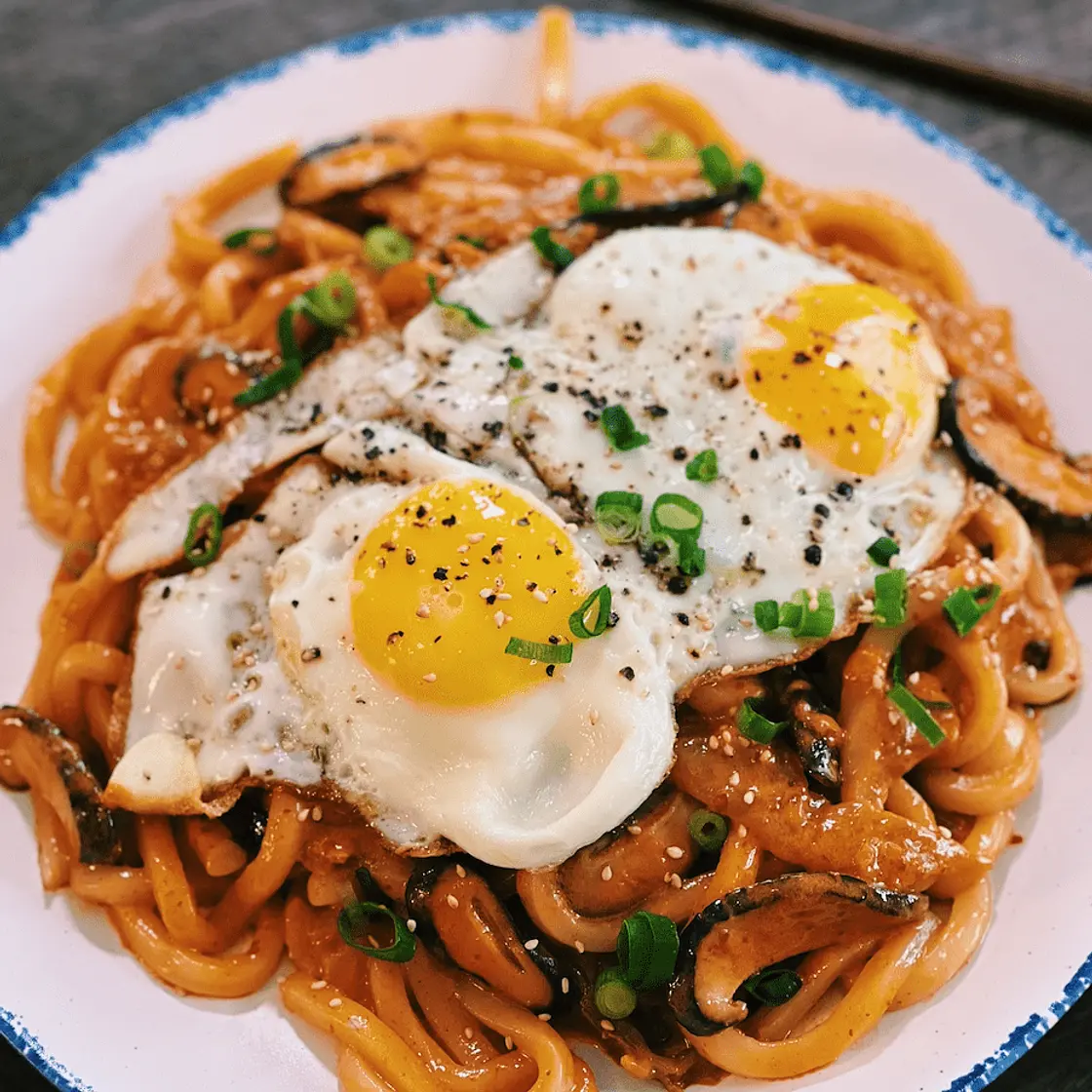 Creamy Kimchi Udon