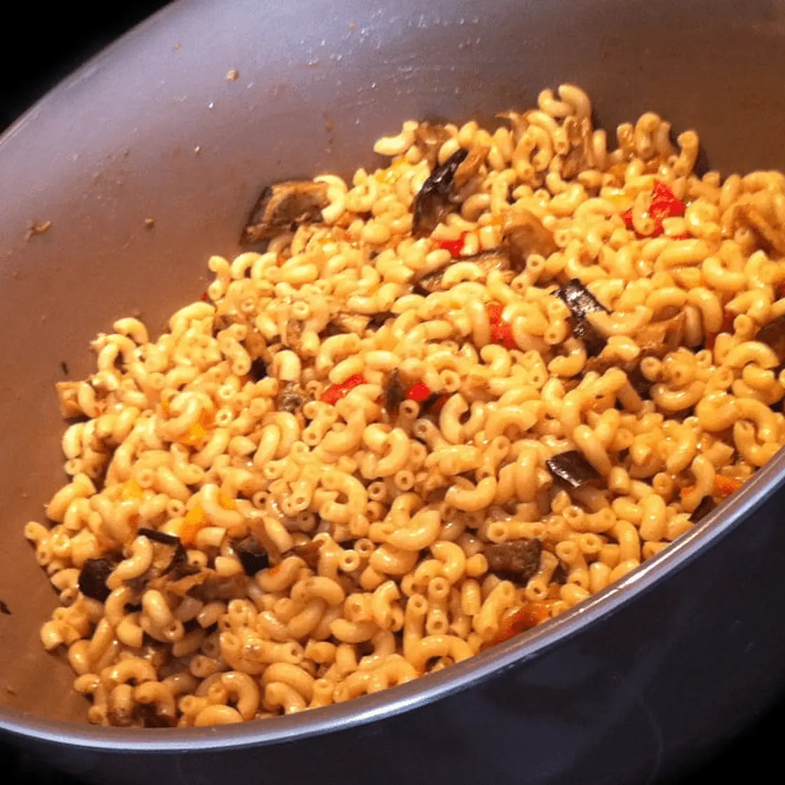 Salade de pâtes aux légumes grillés