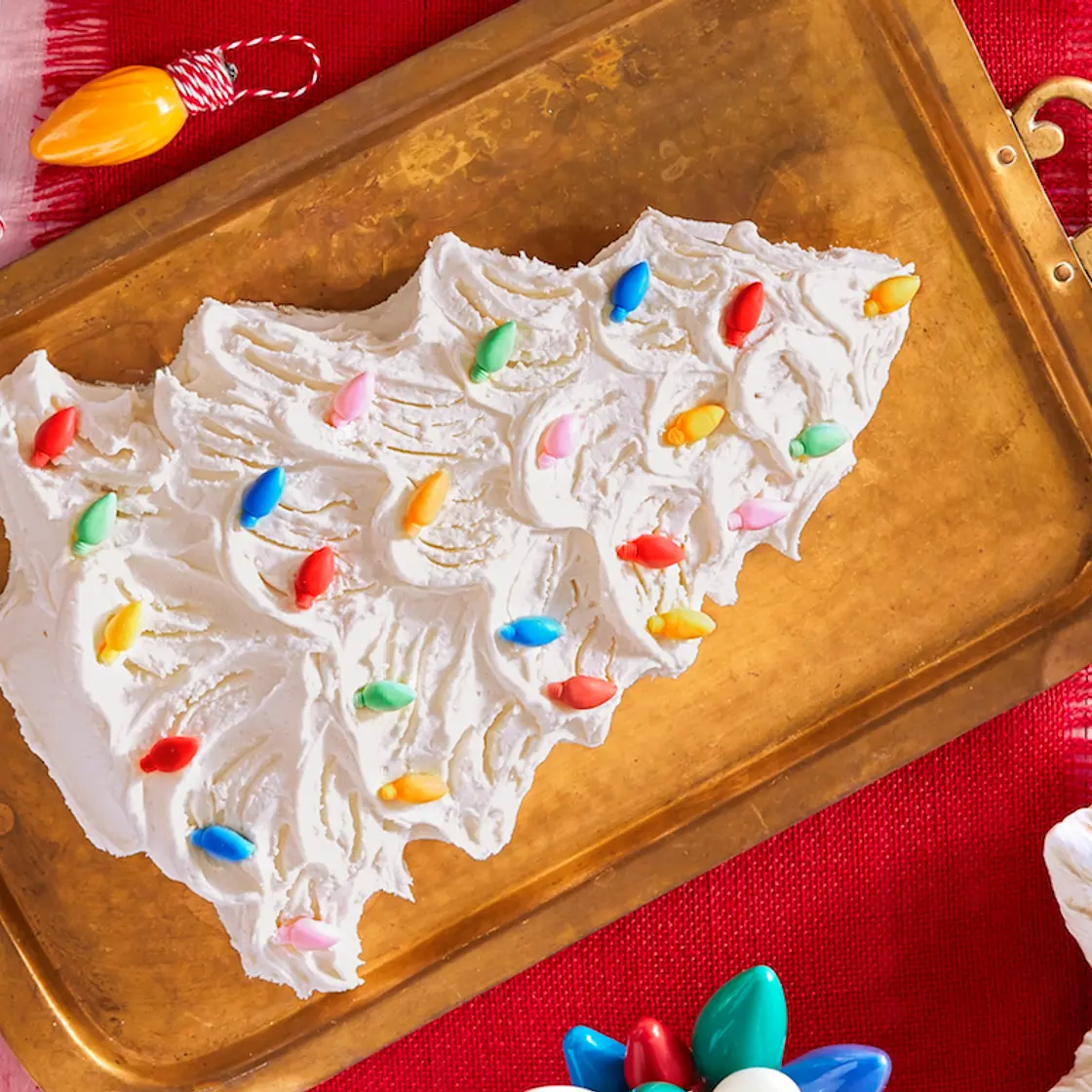 Retro Christmas Tree Cake