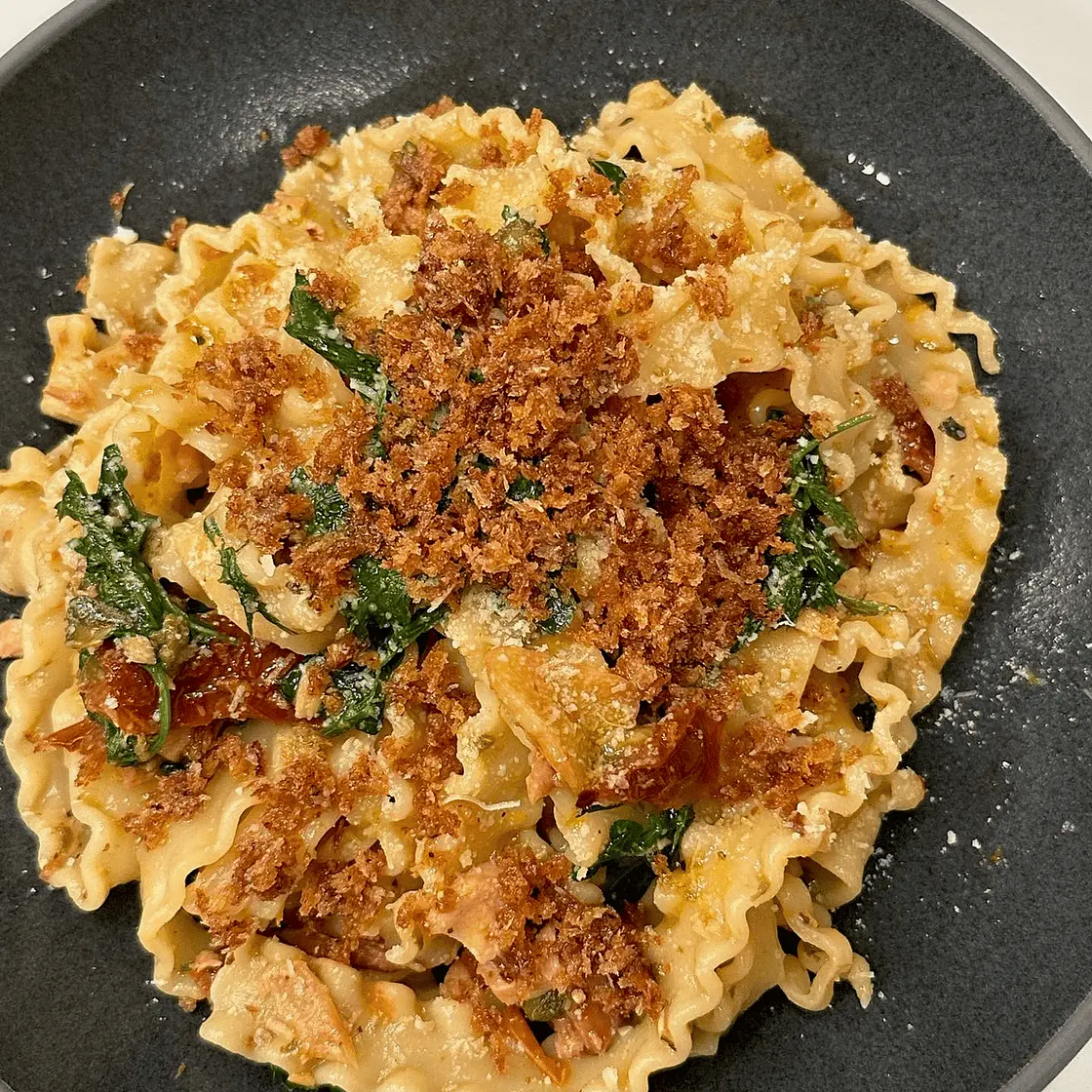 THE BEST Pantry Pasta with Tinned Fish