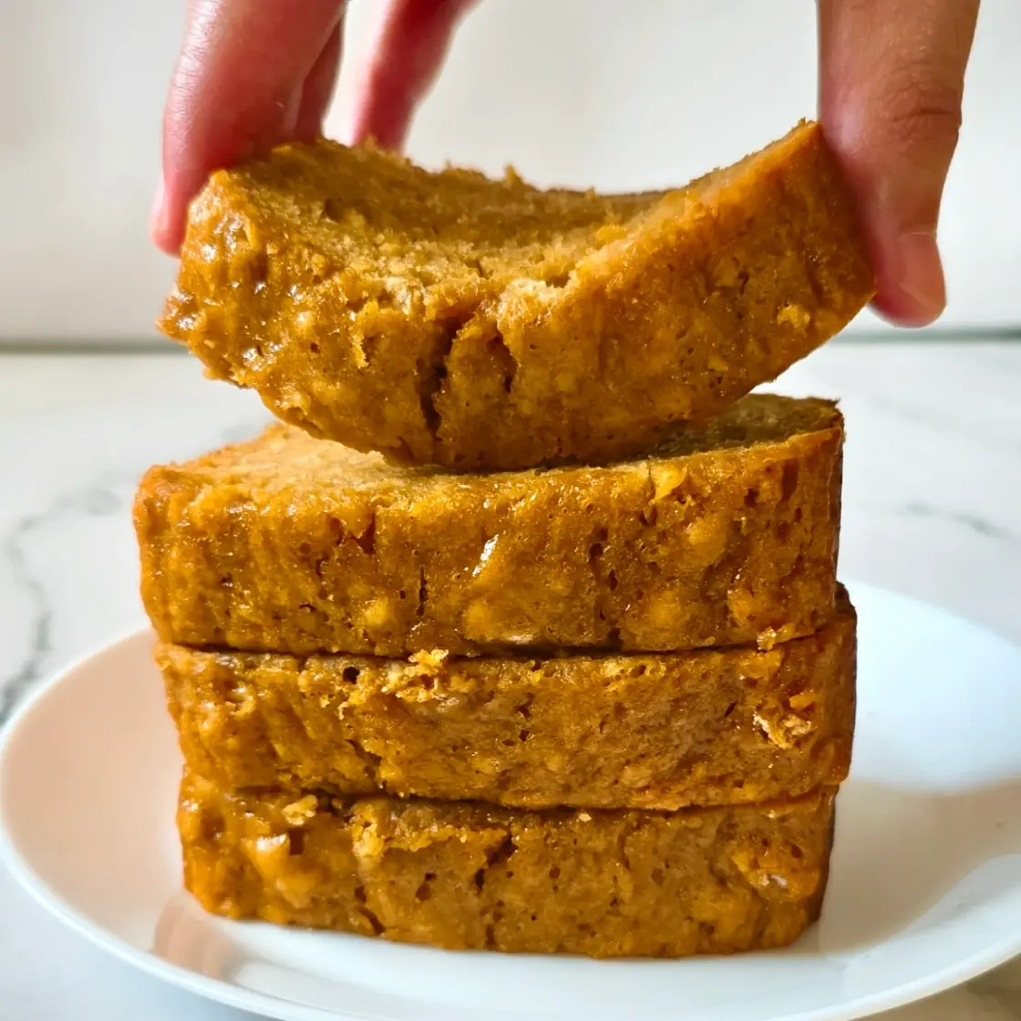 EASY 4 Ingredient Banana Bread Recipe