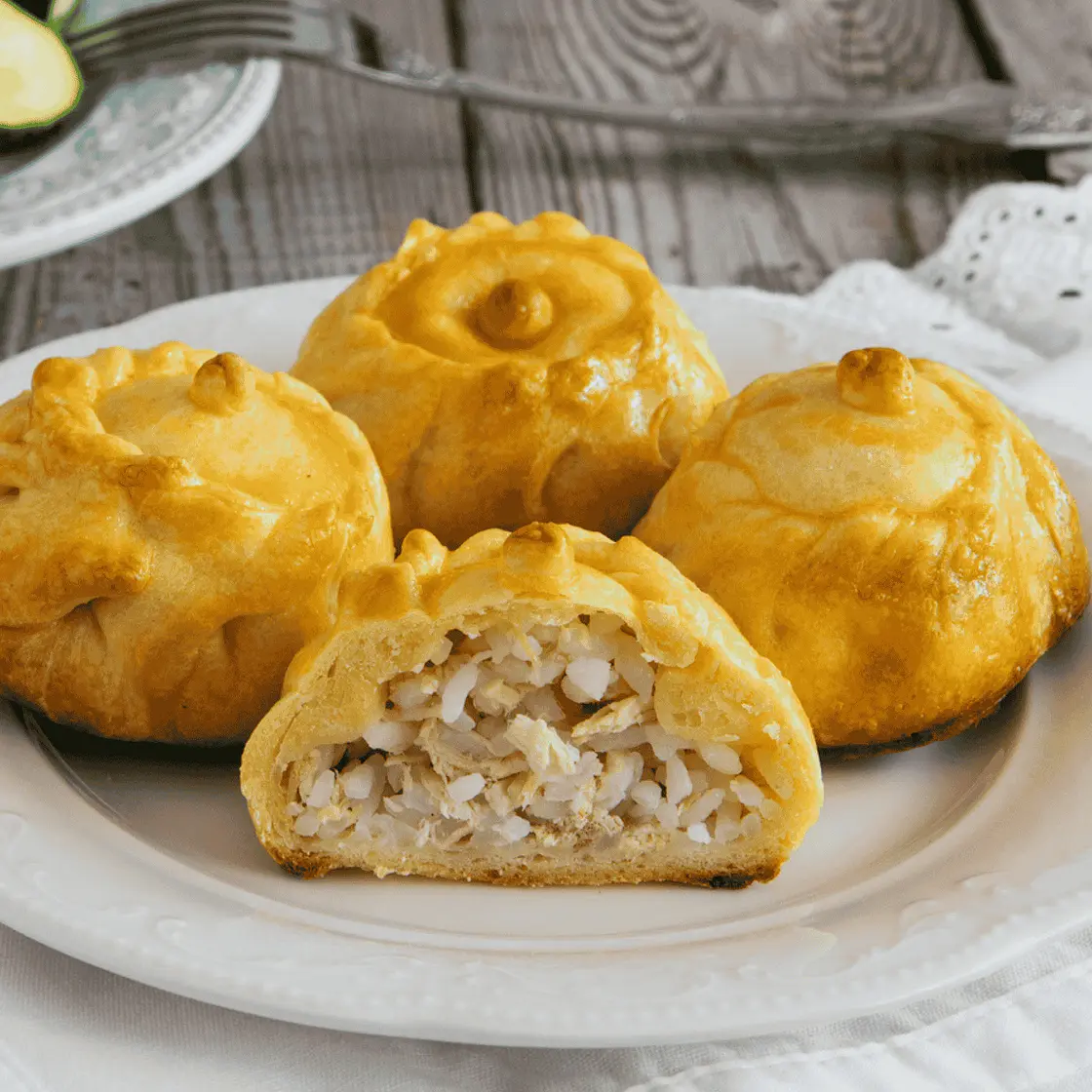 Kurnik (Russian Chicken Pie)