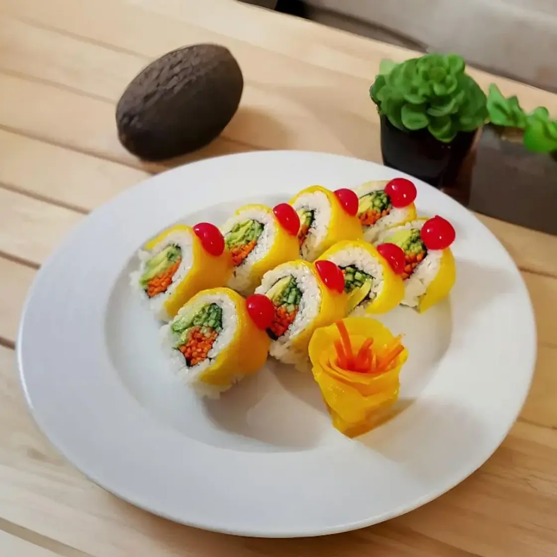 Vegan Mango Sushi In Amazing Tropical Uramaki Style