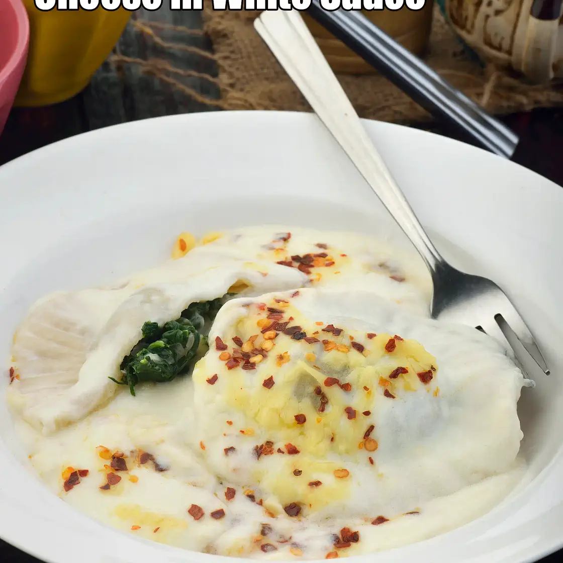 Ravioli with Spinach and Cheese in White Sauce recipe | Indian style Creamy Spinach and Cheese Ravioli | Baked Vegetarian spinach cheese pasta |