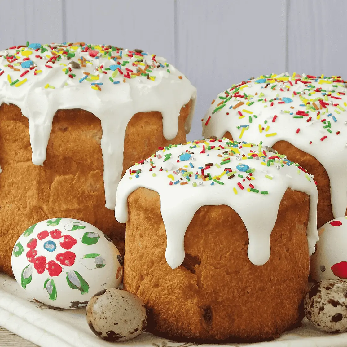 Russian Kulich (Easter Bread)